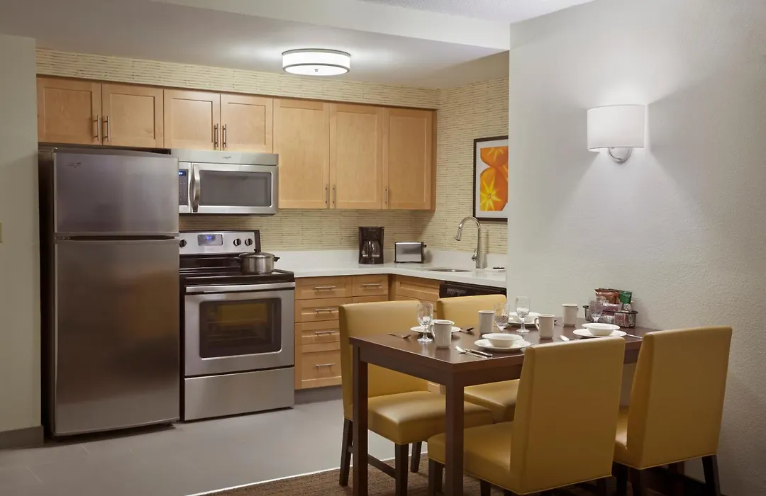 Cambridge Suites Mississauga-1