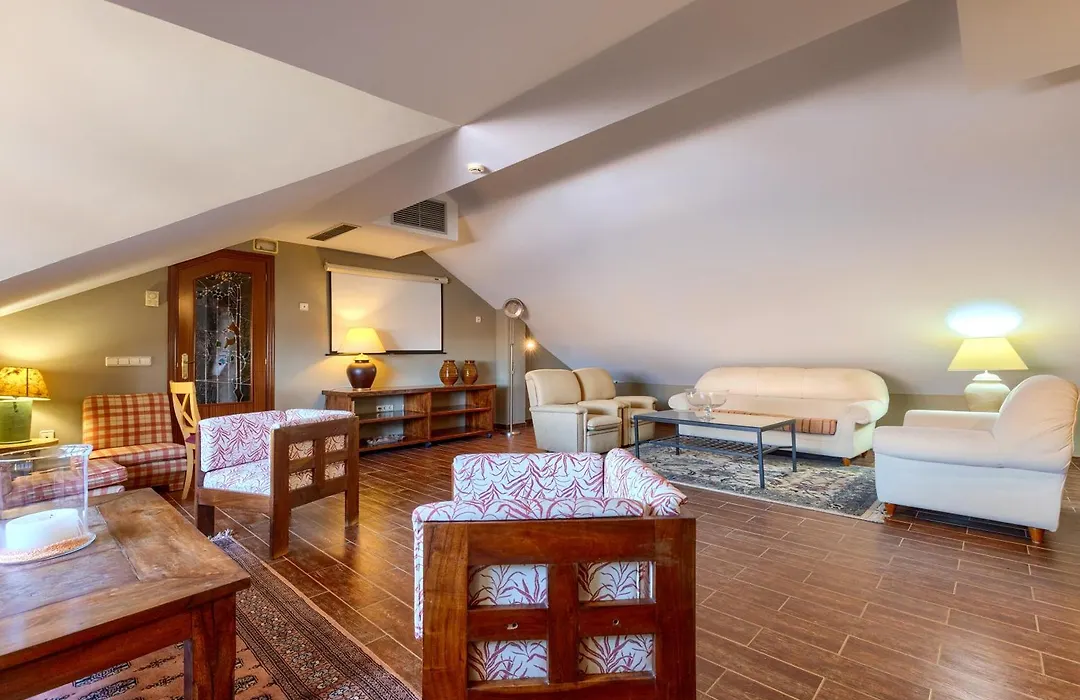 Hotel Vivar-1