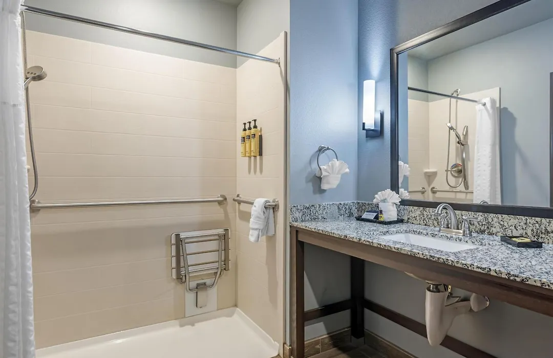 Best Western Plus Overland Inn-1