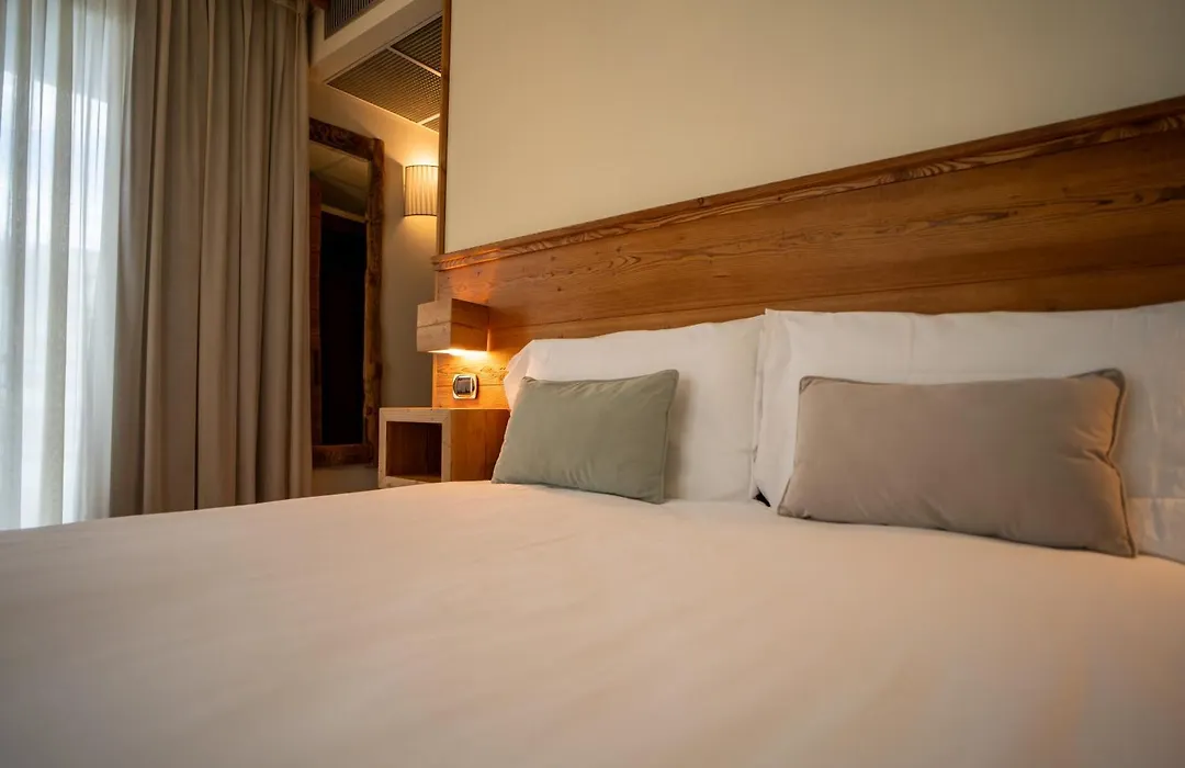 Hotel Cristallo-1