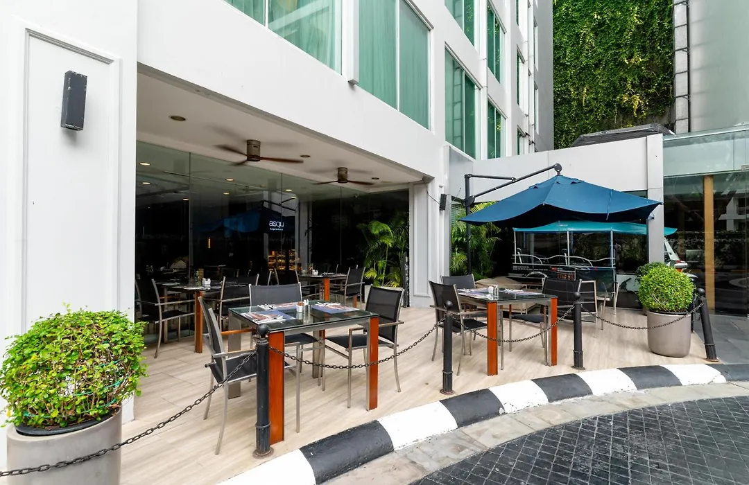 Radisson Suites Bangkok Sukhumvit-1