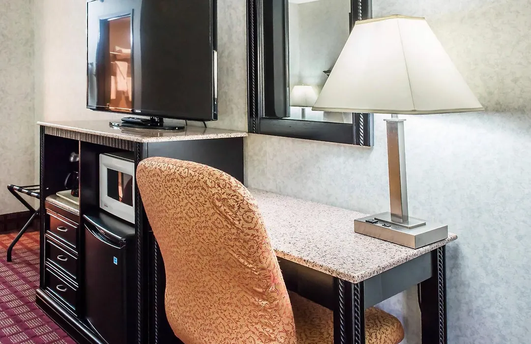 Quality Inn & Suites Gibsonia - Pittsburgh North-1