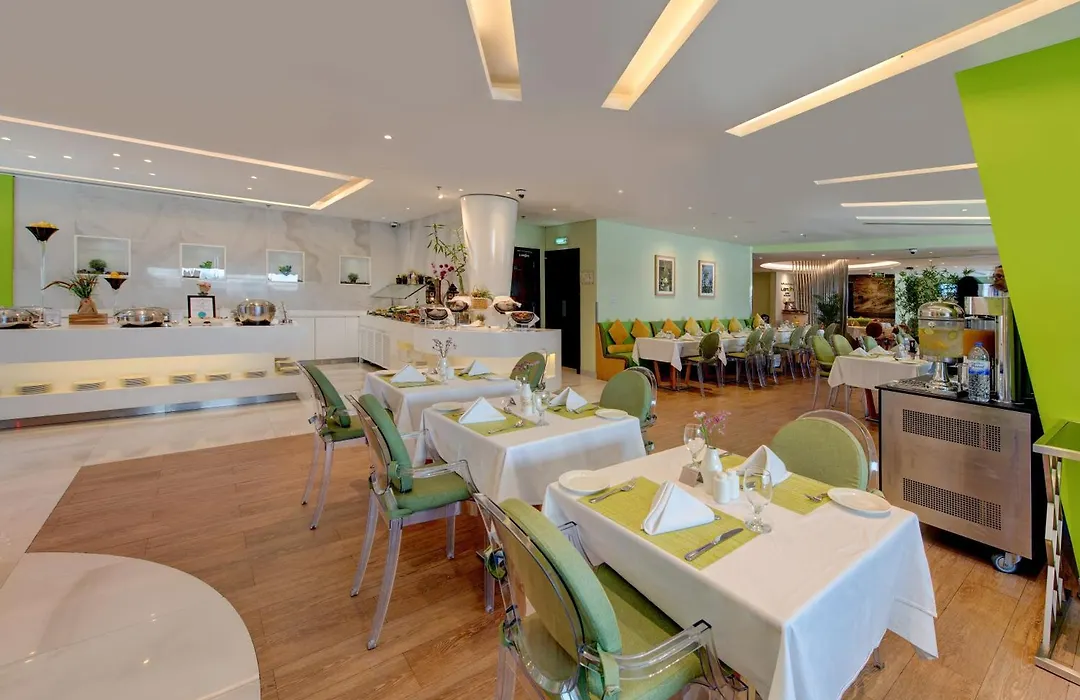 Ramada Abu Dhabi Corniche-1