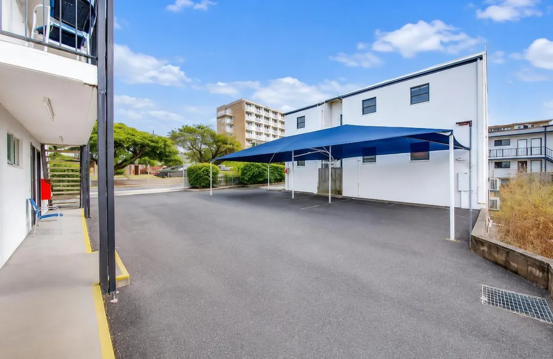 Gladstone Capricorn Apartments-1