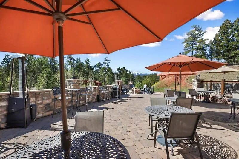 Woodland Country Lodge-1