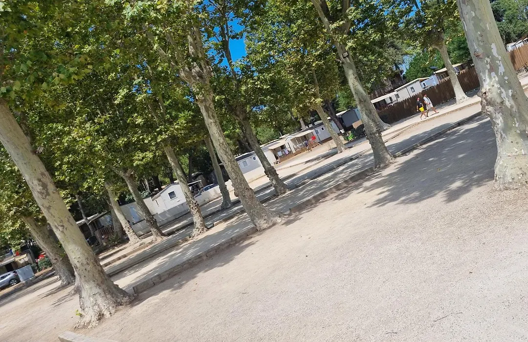 Petit Coin De Paradis A La Yole-1