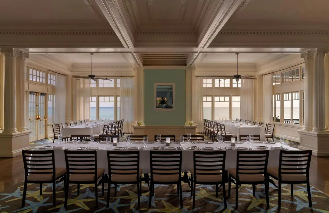 Moana Surfrider, A Westin Resort & Spa, Waikiki Beach-1