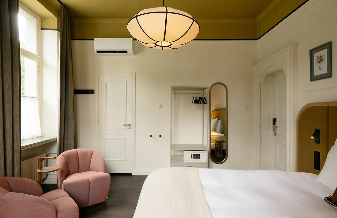 Hotel Kasteel Doenrade - Digital Check-In, Key By Email Or Sms-1