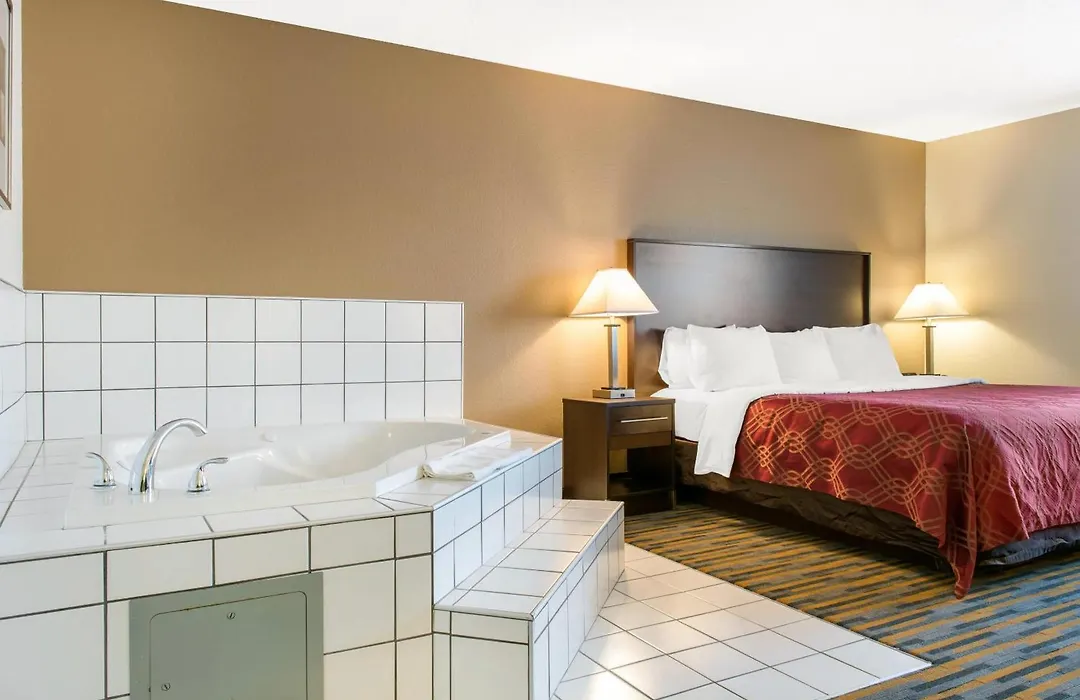 Quality Inn Noblesville-Indianapolis-1
