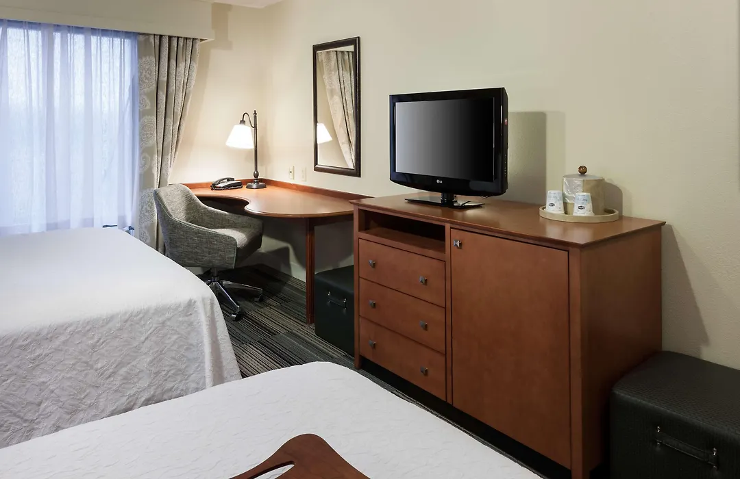 Hampton Inn & Suites Davenport-1