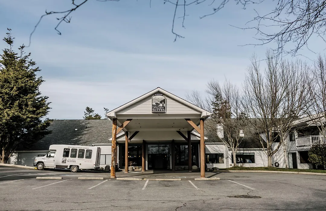 Friday Harbor Suites-1