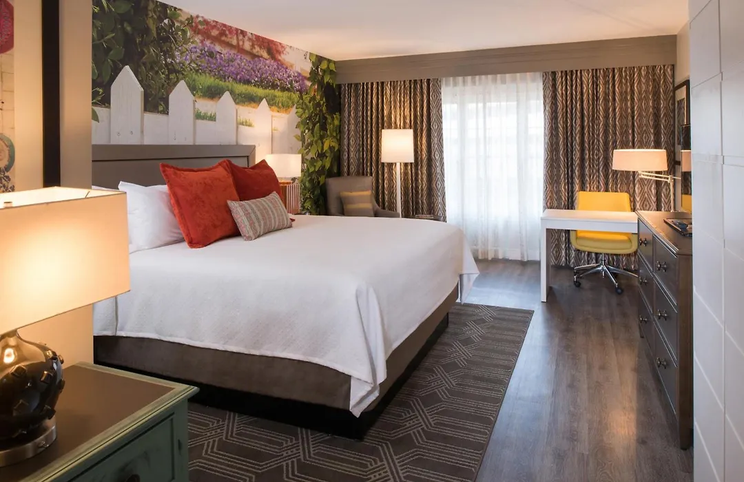 Hotel Indigo Atlanta-Vinings Ballpark Area By Ihg-1