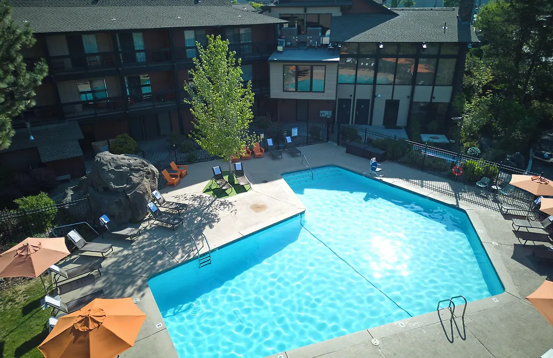 Riverhouse Lodge-1