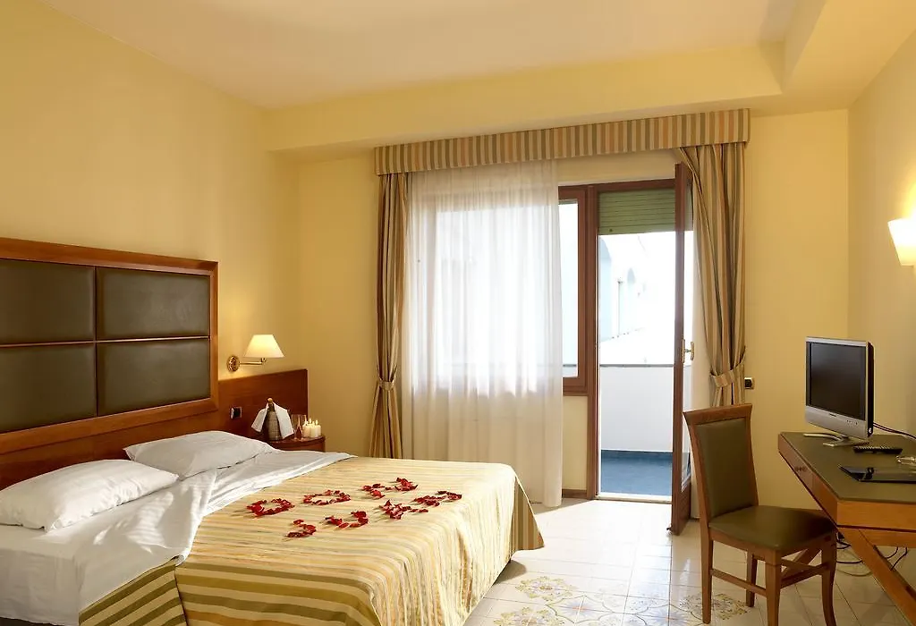 Grand Hotel Don Juan-1