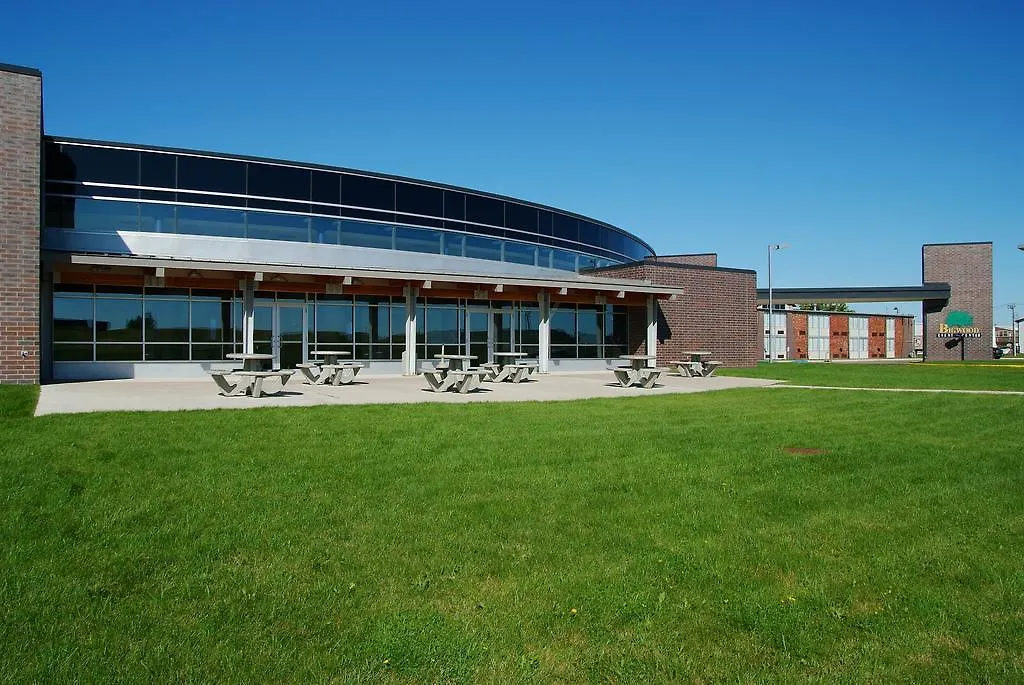 Country Inn & Suites By Radisson, Fergus Falls, Mn-1