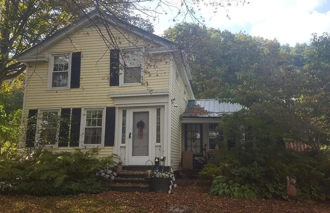 A Meadow House-1