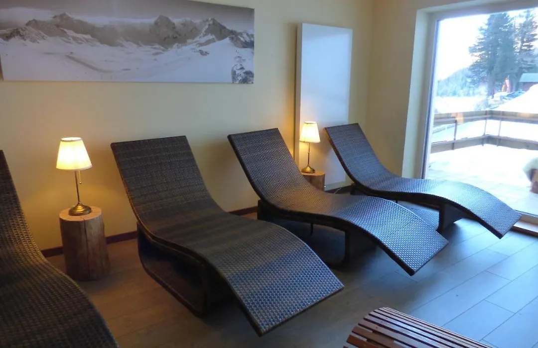 Hotel Cornelia-1