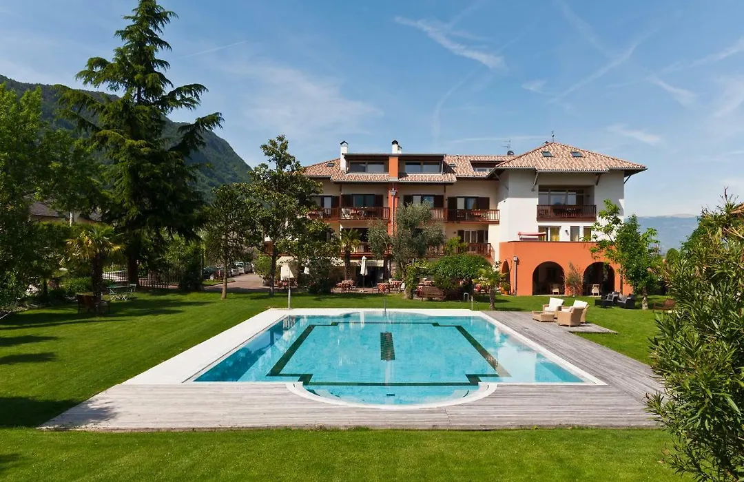 Hotel Weingut Klosterhof-1