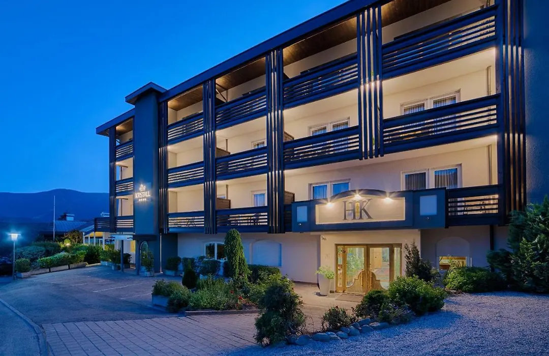Hotel Kristall-1