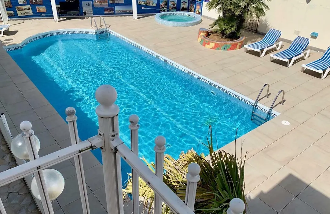 Amerique Hotel Palavas - Piscine - Plage-1
