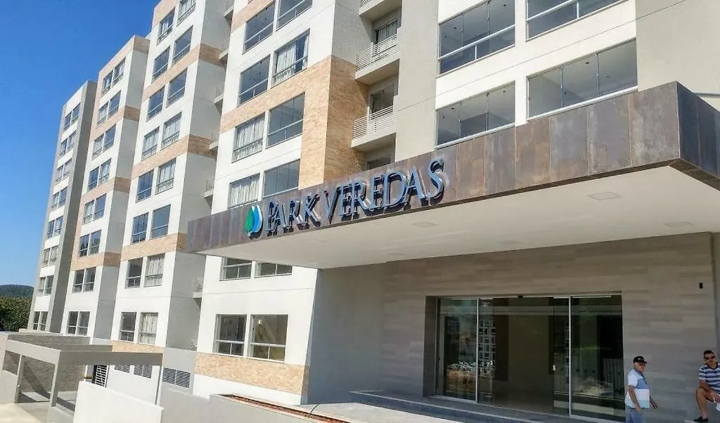 Park Veredas, Rio Quente , com vista para a montanha-1
