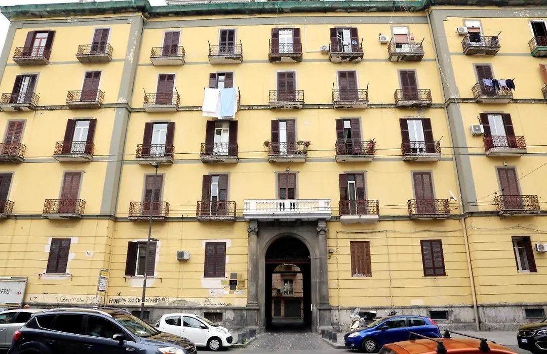 Live Naples-1