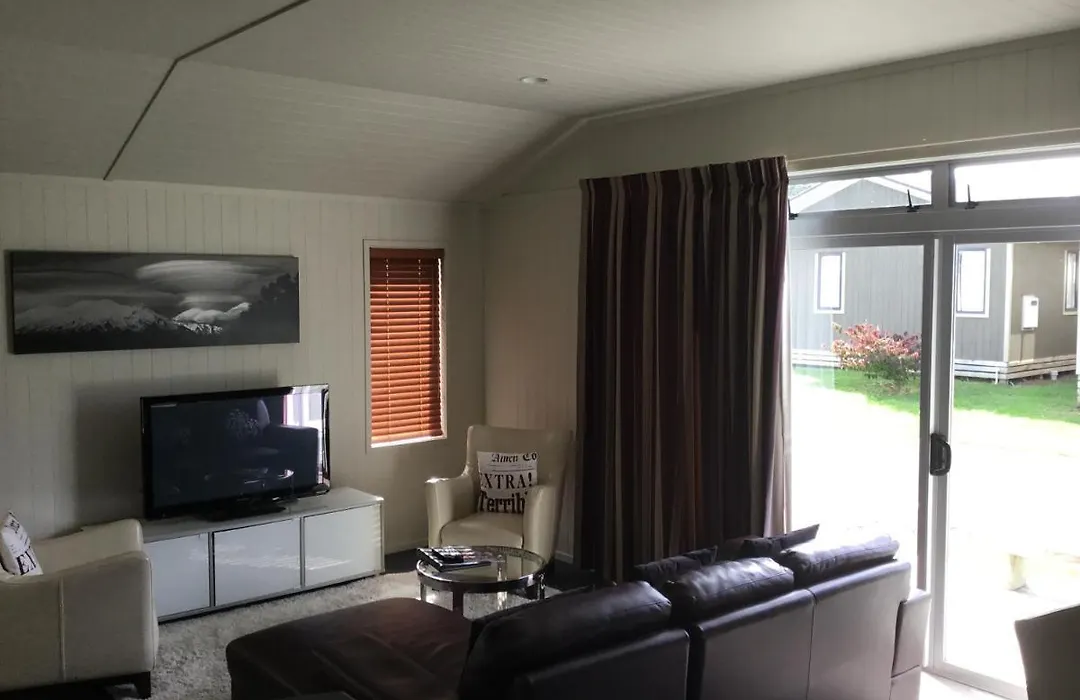 Rocky Mountain Chalets Ohakune-1