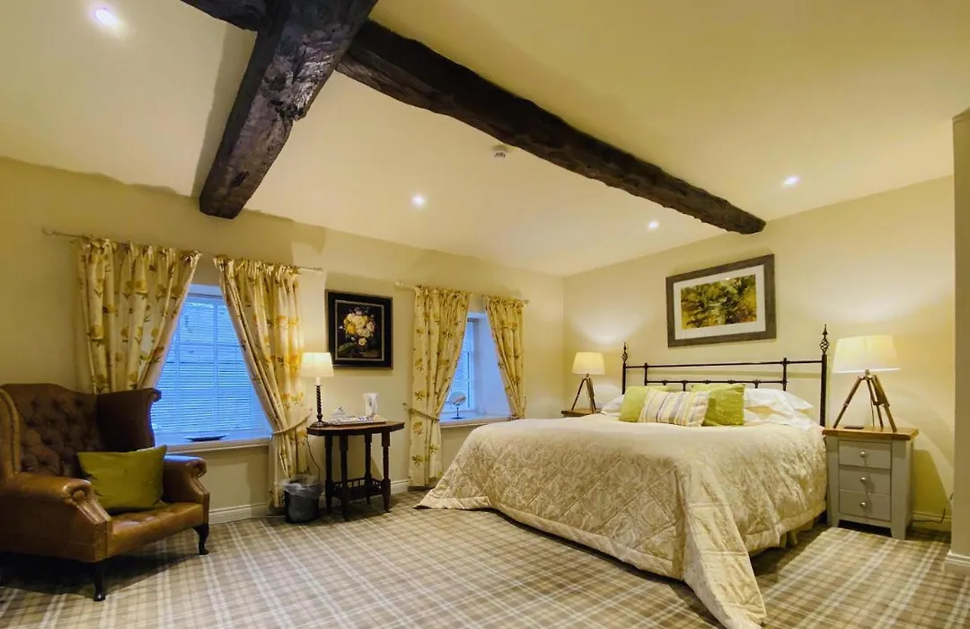 The Moon Inn At Stoney Middleton-1