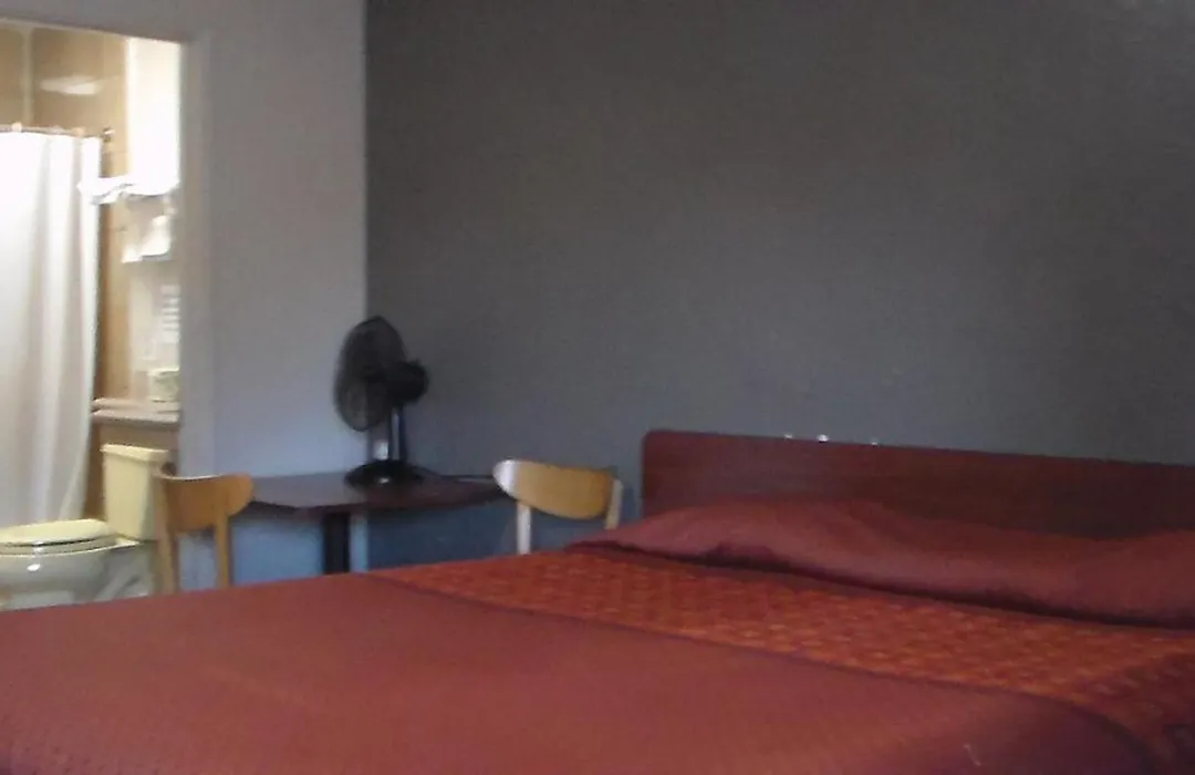 Laurel Inn-1