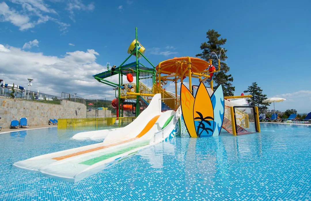 Nevis Resort & Aqua Park-1
