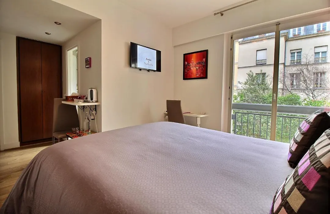 Assia & Nathalie - Luxury B&B Marais-1