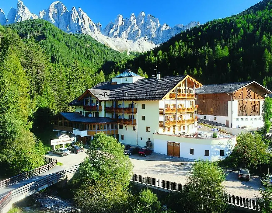 Hotel Ranuimuellerhof-1