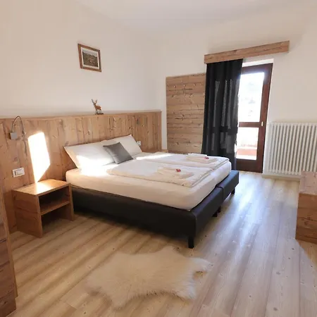 Hotel Alla Rocca-2