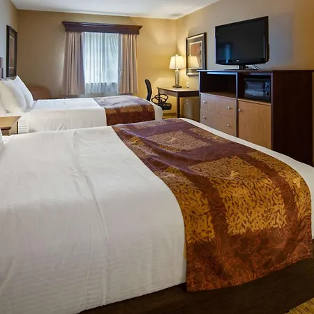 Crandon Inn & Suites-3
