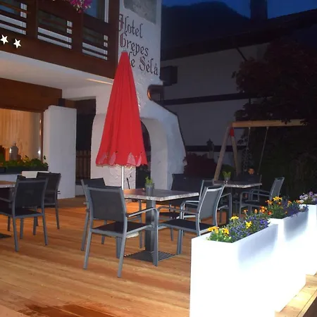 Hotel Crepes De Sela-3