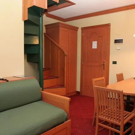 Palace Pontedilegno Resort-2