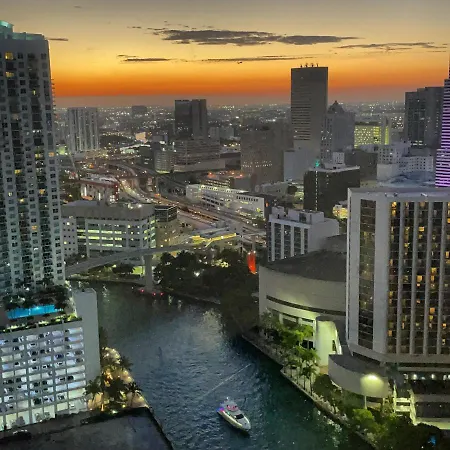 Iconbrickell Tower 3 W Residences-3
