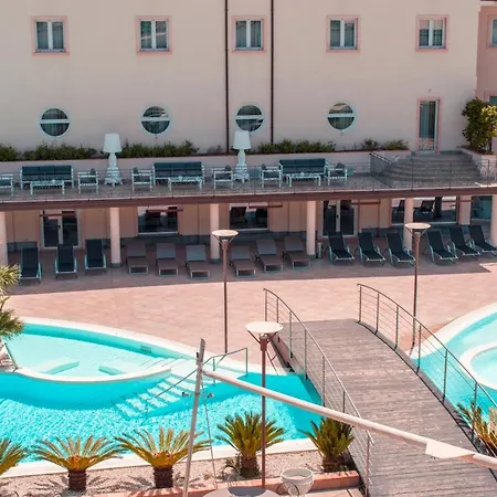 Astrea Wellness & Spa-3