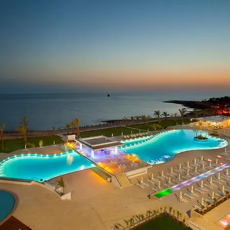 King Evelthon Beach Hotel&Resort-3