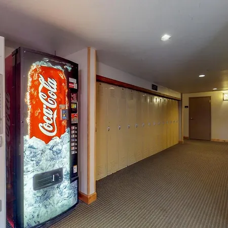 West Lake Lodge 309-2
