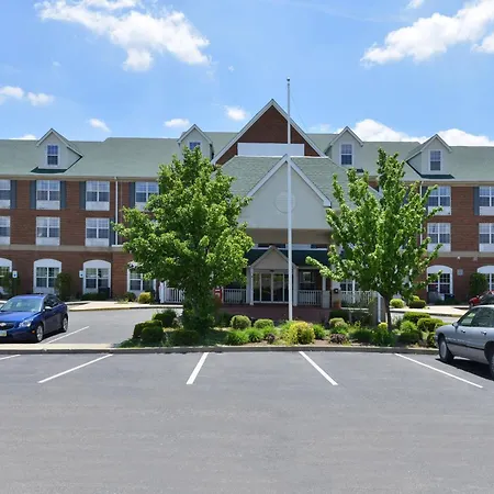 Blisspoint Inn & Suites Marion-2