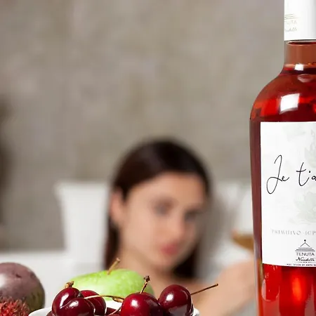 Je T'Aime Luxury Suite And Relax-3