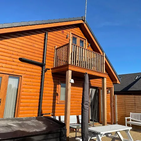 31 Cherry East Riding Of Yorkshire Hot Tub & Fishing-3