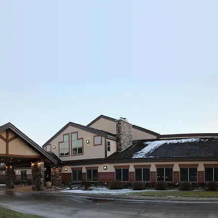 C'Mon Inn Grand Forks-2