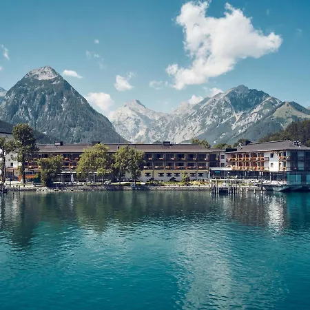 Travel Charme Fürstenhaus am Achensee-3