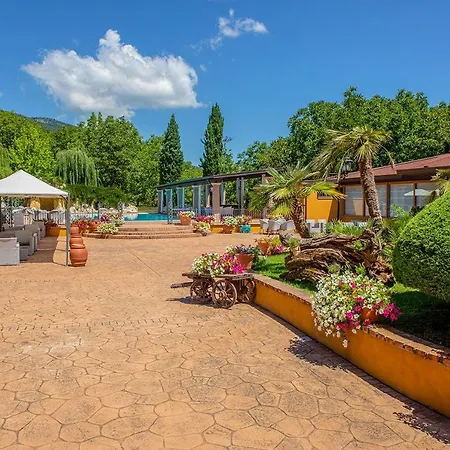 Aminta Resort-2