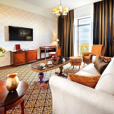 Grand Hotel Praha-2