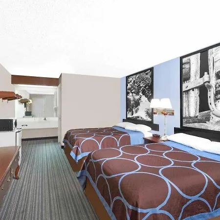 Super 8 By Wyndham Whiteville-3