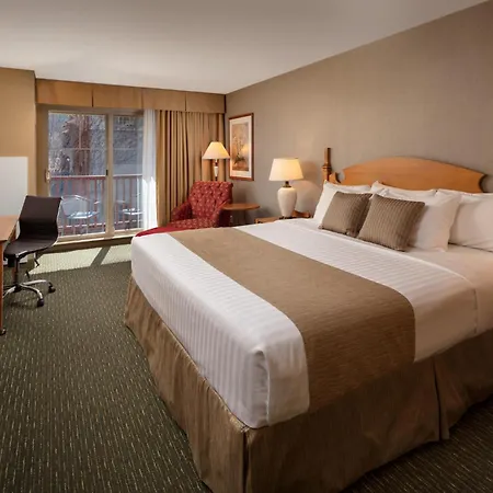 St. Eugene Golf Resort & Casino-2