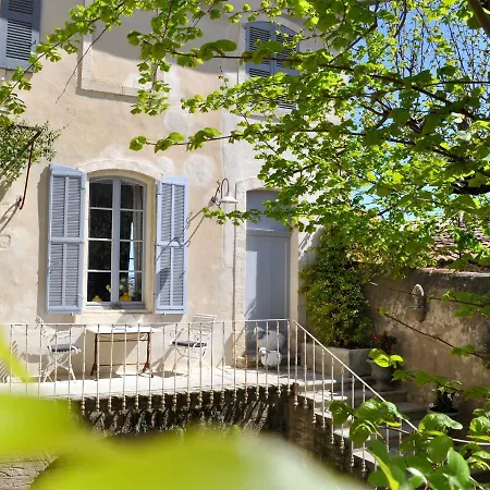 Le Petit Chateau-3
